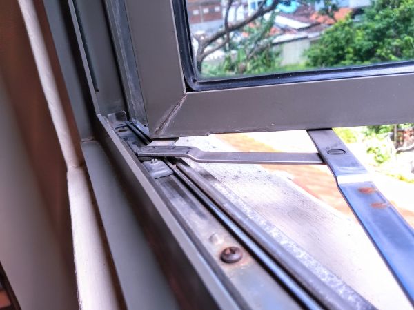 Cost of Hinged Window Replacement in Plant City